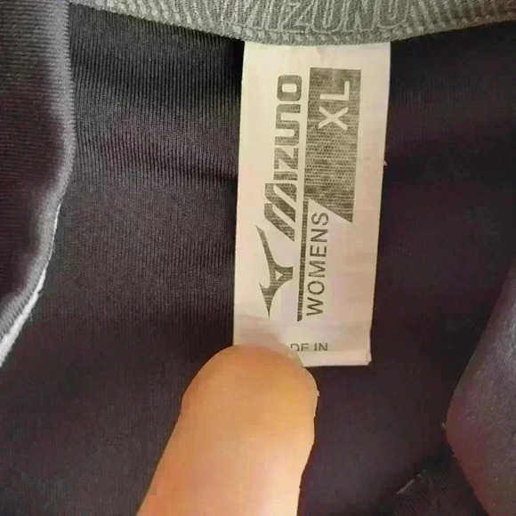 MIZUNO Women's Black/Gray Jacket Full Zip Size XL Running Gym Long Sleeves - Picture 7 of 10